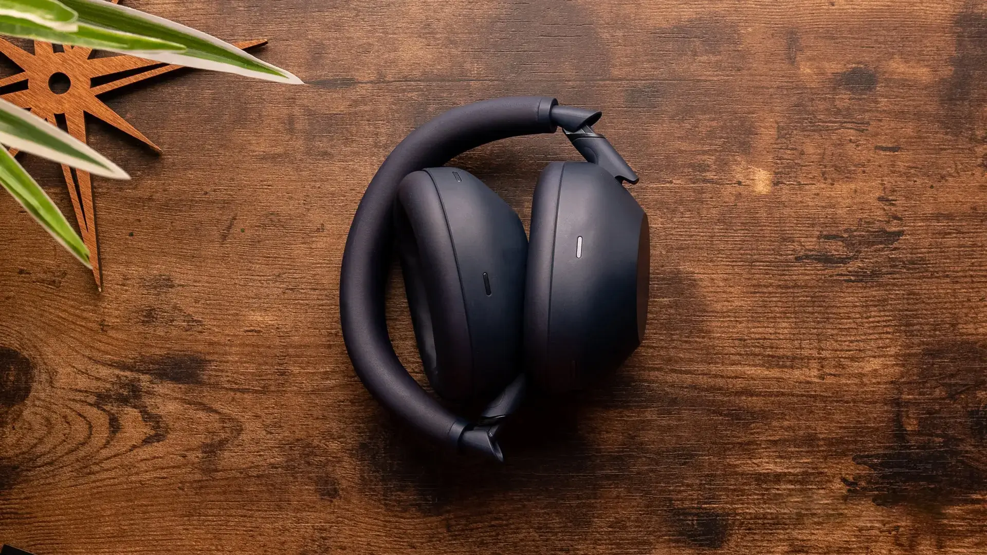 Sony-WH-1000XM6-5